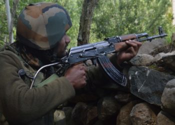जम्मू-कश्मीर के कुपवाड़ा में एनकाउंटर, लश्कर के तीन आतंकवादी ढेर