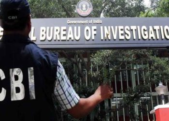 भ्रष्टाचार और राजद्रोह के आरोप पर IPS अधिकारी की CBI जांच डिमांड!