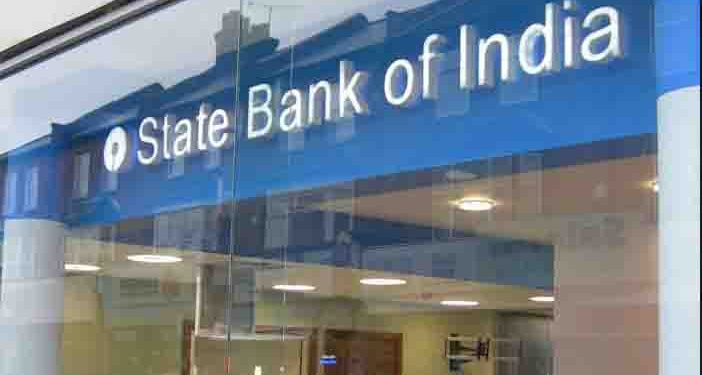 SBI में निकली बंपर वैकेंसी, लाखों में मिलेगी सैलरी, देखें डीटेल