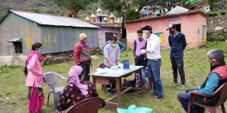 उत्तरकाशी के इस गांव में फूटा कोरोना बम, इतनी बड़ी संख्या में लोग संक्रमित, गांव की सीमा सील