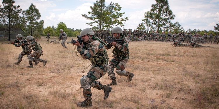 संयुक्त युद्ध अभ्यास से ड्रैगन को साध रहे भारत-अमेरिका, जानें क्या होगा फायदा