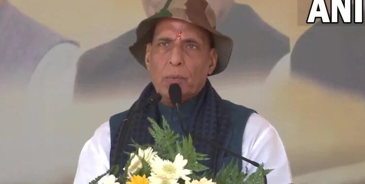 उत्तराखंड में रक्षा मंत्री राजनाथ, रखी सैन्यधाम की नींव