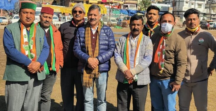 उत्तरकाशी : धर्मेंद्र धर्माणि ने नगर पालिका अध्यक्ष के कार्यों की सराहना कर जनता से की अपील!