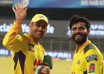 धोनी ने छोड़ी CSK की कप्तानी, ये धाकड़ खिलाड़ी बना नया कैप्टन!