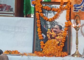 भाजपा कार्यकर्ताओं ने पूर्व विधायक की पुण्य तिथि पर दी श्रद्धांजलि