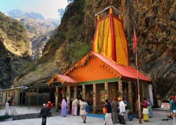 श्रद्धालुओं की मौत के पीछे की वजह कहीं अव्यवस्था तो नही?