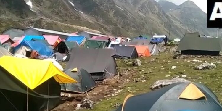 केदारनाथ में लगा कचरे का अंबार, हिमालय की सेहत के लिए हैं खतरनाक केदारनाथ में लगा कचरे का अंबार, हिमालय की सेहत के लिए हैं खतरनाक