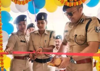 बिहार का ‘सिंघम’ है ये IPS अफसर, लड़कियां हैं इस सुपरकॉप की फैन