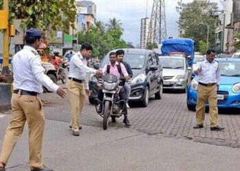 आपकी भी गाड़ी का अचानक कट जाता है चालान? हो जाएं सावाधान