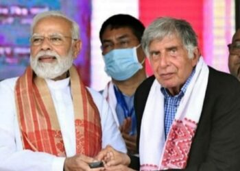 उद्योगपति रतन टाटा को पीएम केयर फंड का बनाया गया ट्रस्टी, ये प्रमुख हस्तियां भी शामिल