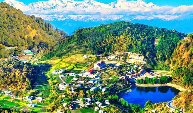 उत्तराखंड : पर्यटन राज्य की अर्थव्यवस्था की रीढ, पर नहीं बना पाए बड़ा कारोबार