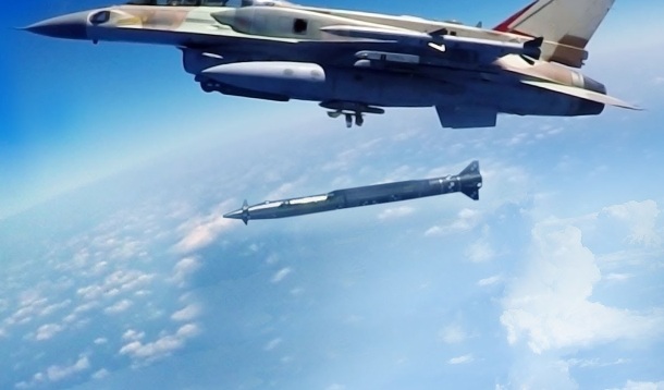 वायुसेना में शामिल होगी Rampage Missile, यहां बन रही टेस्टिंग फैसिलिटी वायुसेना में शामिल होगी Rampage Missile, यहां बन रही टेस्टिंग फैसिलिटी