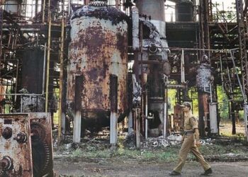 भोपाल गैस त्रासदी : दर्द का लरजता दरिया