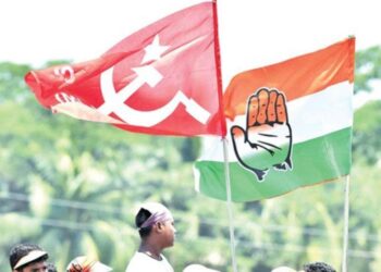 ‘कांग्रेस देश से और कम्युनिस्ट दुनिया में समाप्त हो गई’