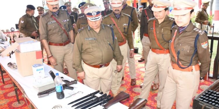 IG गढ़वाल ने हरिद्वार में पुलिस लाईन/पुलिस कार्यालय व कोतवाली रानीपुर का किया निरीक्षण