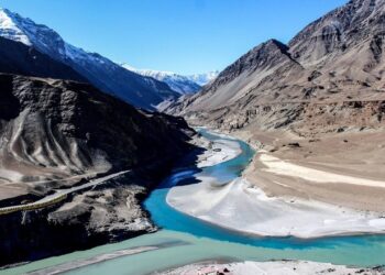 सिंधु जल समझौता को तोड़ सकता है भारत, क्या ये पाकिस्तान की मजबूरी है?