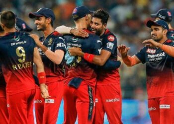 RCB को लगा बड़ा झटका, बाहर हुआ यह मैच विनर खिलाड़ी!