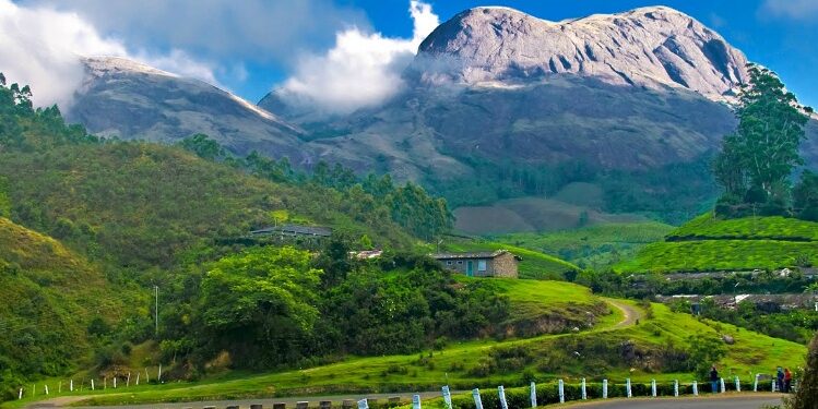 तैयार होने के पहले ही विवादों में क्यों घिरा भारत का पहला निजी हिल स्टेशन! तैयार होने के पहले ही विवादों में क्यों घिरा भारत का पहला निजी हिल स्टेशन!