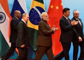 BRICS में पाकिस्तान को क्यों शामिल कराना चाहता है चीन?