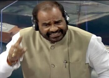 बिधूड़ी के बयान पर बवाल बढ़ा, बीजेपी ने जारी किया कारण बताओ नोटिस