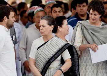 LS चुनाव से पहले तीनों गांधी क्यों करने जा रहे शक्ति प्रदर्शन?