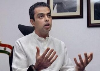 मिलिंद देवड़ा के इस्तीफे से सियासत मे मचा कोहराम!