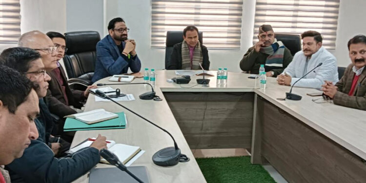 प्रदेश में हासिल करना है शत प्रतिशत आयुष्मान कार्ड बनाने का लक्ष्य : डा धन सिंह रावत