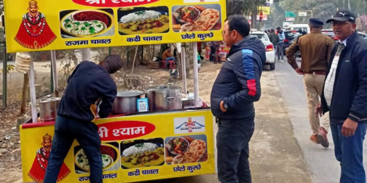 जोनवार गठित टीमों ने अतिक्रमण हटाया