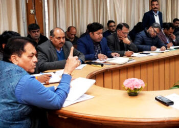 शहरी विकास मंत्री ने नगर निकाय के अंतर्गत लंबित कार्यों की समीक्षा की