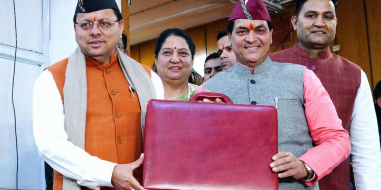 विधानसभा में सरकार ने पेश किया 89,230 हजार करोड़ का बजट