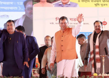 नितिन गडकरी ने 2217 करोड़ की राष्ट्रीय राजमार्ग परियोजनाओं का किया शिलान्यास