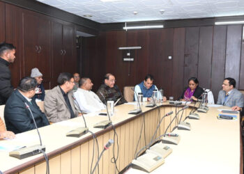 नेता प्रतिपक्ष आर्य व प्रीतम सिंह ने कार्य मंत्रणा समिति से दिया इस्तीफा