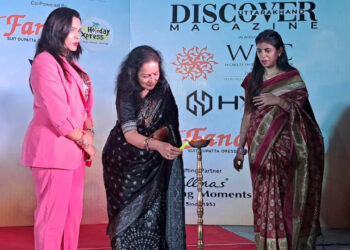 50 उत्कृष्ट कार्य करने वाली महिलाओं को हिमानी शिवपुरी ने किया सम्मानित