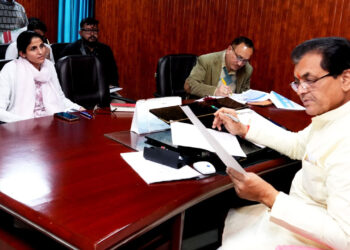 मंत्री अग्रवाल ने स्मार्ट सिटी परियोजना के संबंध में समीक्षा बैठक की