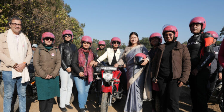 यूपीईएस ने महिला उद्यमियों के संग मनाया अंतर्राष्ट्रीय महिला दिवस