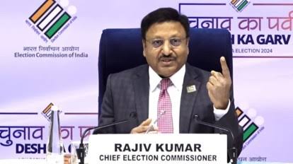 बज गया बिगुल, 7 चरणों में होगा मतदान, 4 जून को आएंगे नतीजे बज गया बिगुल, 7 चरणों में होगा मतदान, 4 जून को आएंगे नतीजे