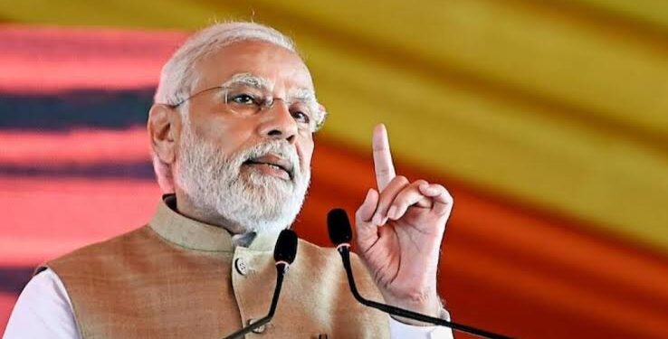 ‘परिवार’ के बाद ‘शक्ति’…पीएम मोदी ने दुश्मन के वार को फिर बनाया अपना हथियार ‘परिवार’ के बाद ‘शक्ति’…पीएम मोदी ने दुश्मन के वार को फिर बनाया अपना हथियार