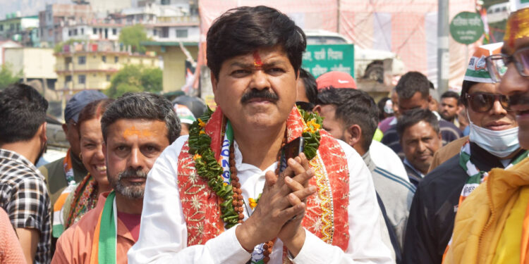 भाजपा देश को जाति मजहब के नाम पर बांटकर सेक रही राजनितिक रोटियां : गणेश गोदियाल