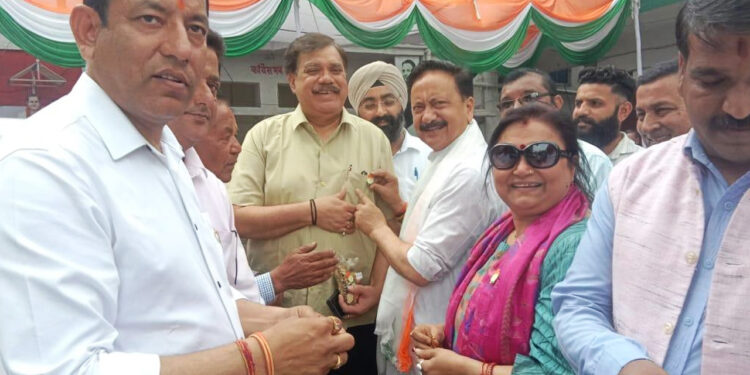 भाजपा साम्प्रदायिकता का जहर घोलकर समाज को बांटने का काम कर रही : माहरा