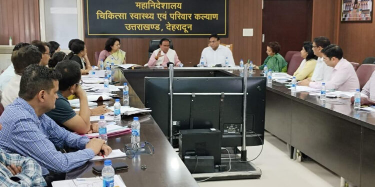 37 हजार तीर्थ यात्रियों का हुआ स्वास्थ्य परीक्षण