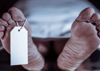 बिल्डर ने निर्माणाधीन इमारत से कूदकर की आत्महत्या