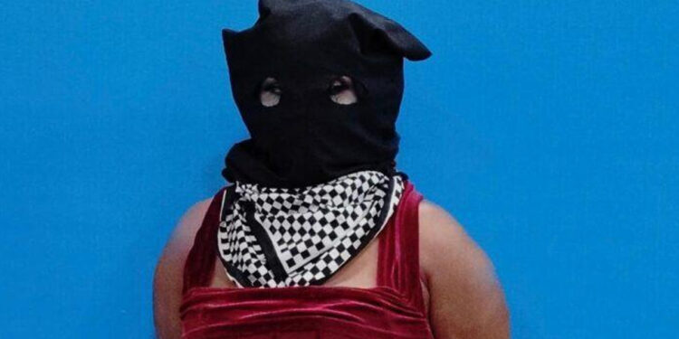 Foreign woman smuggler of Cobra gang arrested
