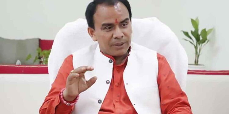 सूबे में एनसीसी कैडेट्स का धुलाई भत्ता हुआ चार गुना : डॉ. धन सिंह रावत