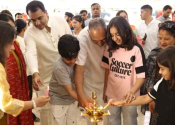 देहरादून में खुला उत्तराखंड का सबसे बड़ा मॉल