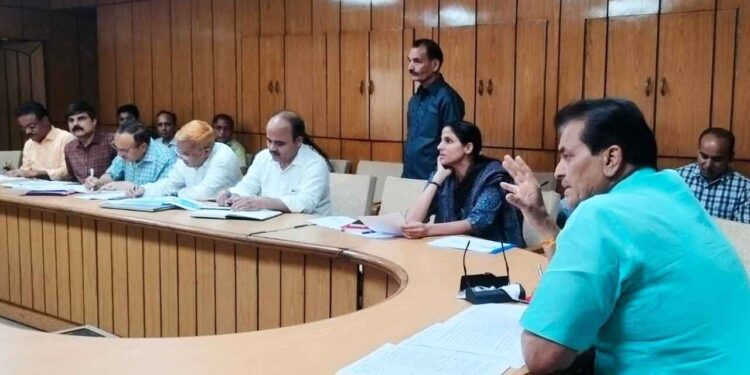 स्मार्ट सिटी परियोजना अपूर्ण कार्यों को जून 2024 तक पूर्ण करें : प्रेम चन्द अग्रवाल