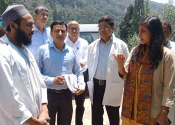 एनएचएम निदेशक ने किया कई स्वास्थ्य इकाइयों का निरीक्षण