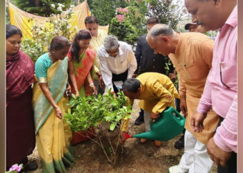 लोक पर्व हरेला पर शिक्षा विभाग रोपेगा दो लाख पौधे