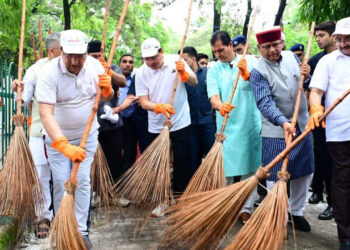 शहरों की स्वच्छता की जिम्मेदारी हम सभी की : मुख्यमंत्री धामी