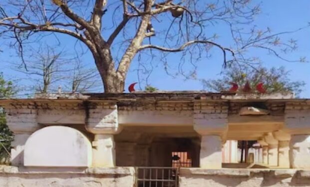 जहां विज्ञान भी जवाब ना दे पाए, MP के बालाघाट में है ऐसा शिव मंदिर!