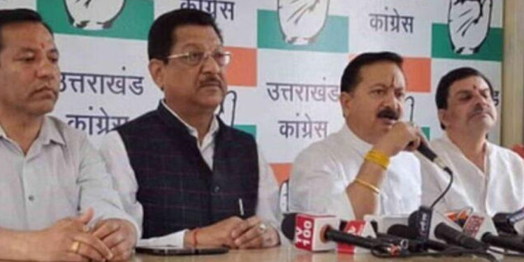 भाजपा सरकार के कार्यकाल में फल-फूल रहे भ्रष्टाचारी : करन माहरा